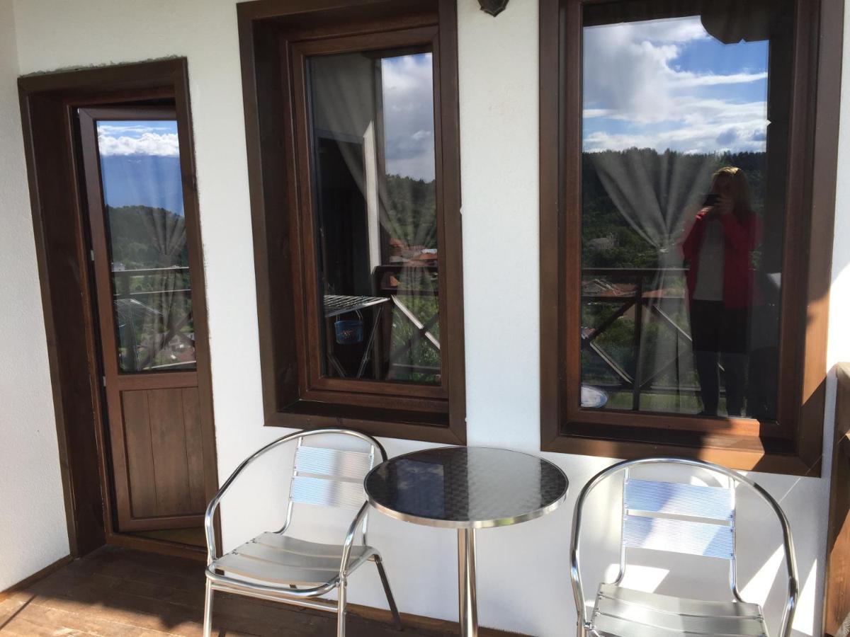 Калпаците - Kalpacite Guest Houses Skrebatno Exterior foto
