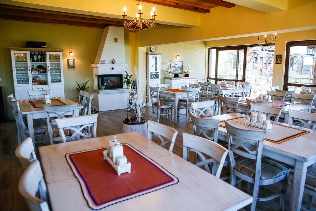 Калпаците - Kalpacite Guest Houses Skrebatno Exterior foto